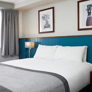 3* Hotel Highwayman
