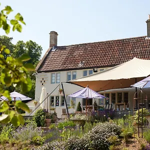 The Wheatsheaf Combe Hay Wellow (Somerset)